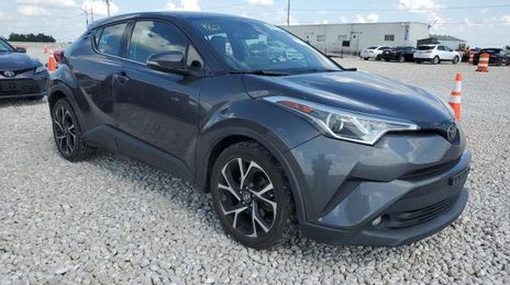 Toyota C-HR • 2019 • 10,000 mi