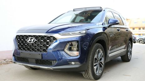 Hyundai Santa Fe • 2018 • 88,000 km