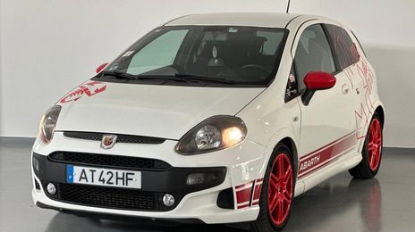 Asia Rocsta • 2011 • 141,598 km