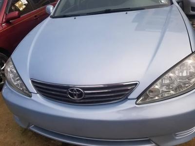 Toyota Camry • 2005 • 100,000 km