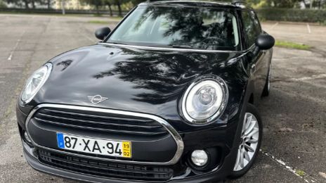 MINI Cooper D Clubman • 2019 • 34,000 km