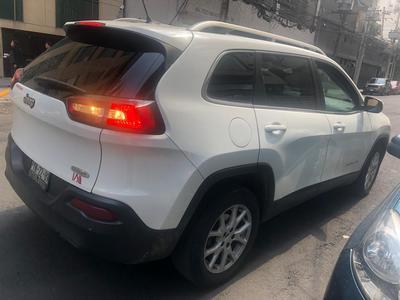 Jeep Cherokee • 2014 • 115,000 km