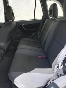 Toyota RAV4 • 2002 • 275,000 km