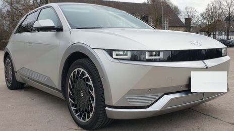Hyundai Ioniq Electric • 2021 • 17,034 km