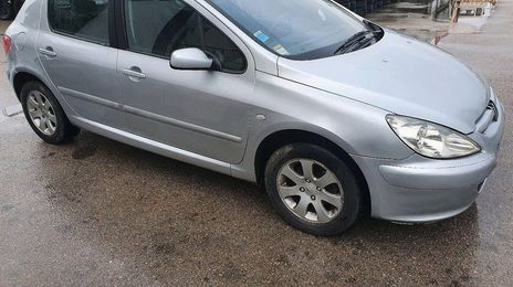 Peugeot 307 • 2002 • 199,999 km