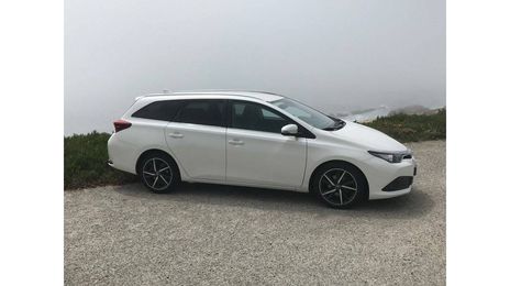 Toyota Auris • 2017 • 155,000 km