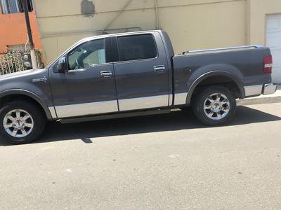 Ford 350 • 2006 • 172,092 km