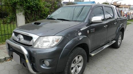 Toyota Hilux • 2011 • 150,000 km