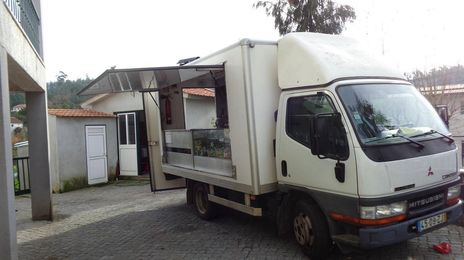 Mitsubishi Fuso canter • 2005 • 90,000 km