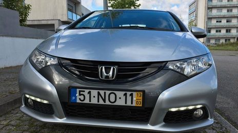 Honda Civic • 2013 • 90,000 km