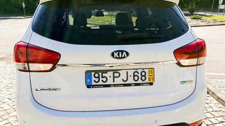Kia Carens • 2015 • 130,000 km