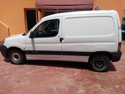 Citroën Berlingo • 2009 • 480,000 km