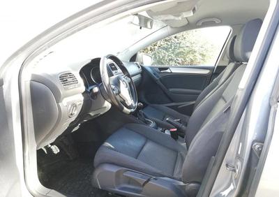 Volkswagen Golf • 2009 • 200,000 km