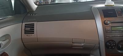 Toyota Corolla • 2009 • 180,000 km