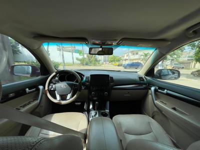 Kia Sorento • 2012 • 900,000 km