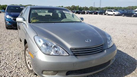 Lexus ES • 2002 • 100 km