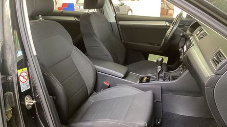 Škoda Superb • 2017 • 158,000 km