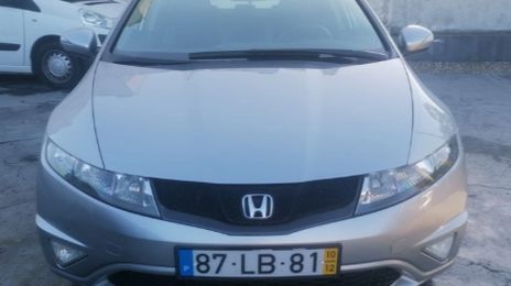 Honda Civic • 2010 • 198,000 km