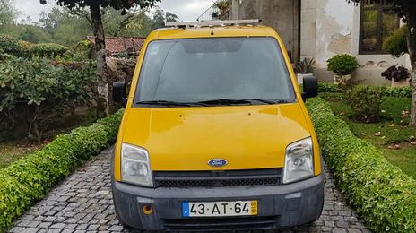 Ford Transit Connect • 2005 • 98,000 km