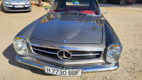 Mercedes-Benz SL • 1965 • 95,000 km