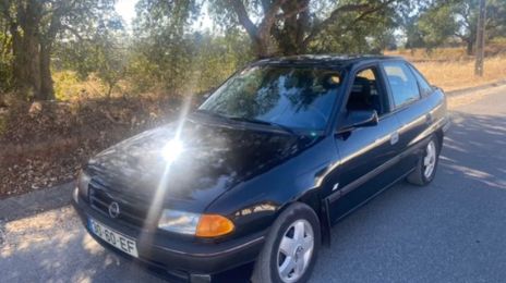 Opel Astra • 1994 • 270,000 km