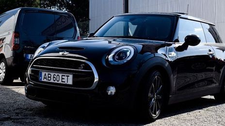 MINI Cooper • 2017 • 50,000 km