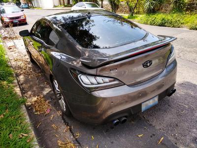 Hyundai Genesis • 2013 • 70,000 km