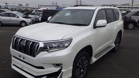Toyota Land Cruiser • 2020 • 32,124 km