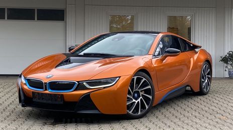 BMW i8 • 2015 • 132,108 km