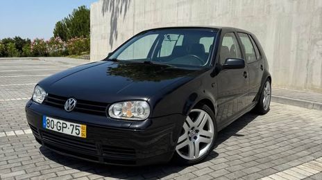 Volkswagen Golf • 2002 • 199,000 km