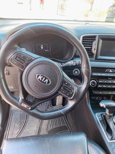 Kia Sportage • 2017 • 80,000 km