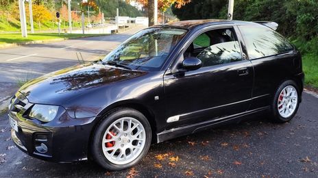 Mercury Milan Hybrid • 2005 • 140,000 km