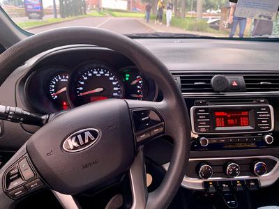 Kia Rio • 2017 • 65,000 km