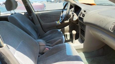 Toyota Corolla • 2000 • 50,000 km