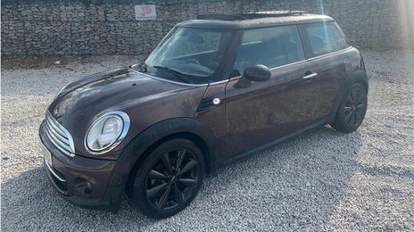 MINI Cooper • 2010 • 170,000 km