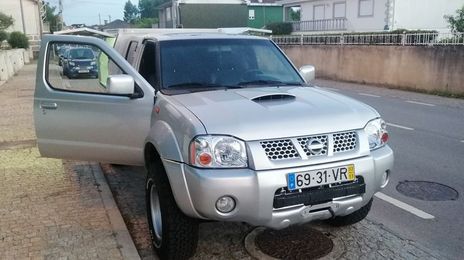 Nissan Navara • 2003 • 232,000 km