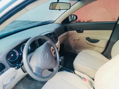 Hyundai Accent • 2009 • 90,000 km