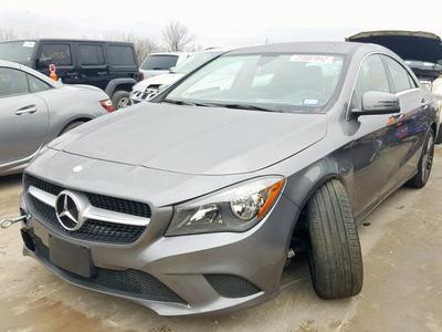 Mercedes-Benz E-320 • 2013 • 152,500 km