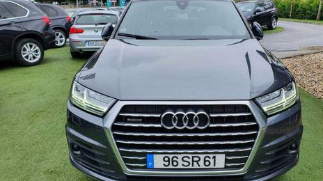 Audi Q7 • 2017 • 85,000 km