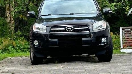Toyota RAV4 • 2009 • 112,700 km