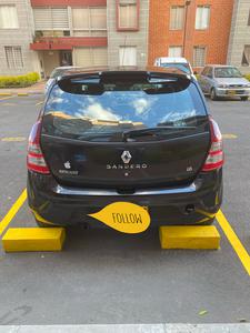 Renault Sandero • 2015 • 59,000 km