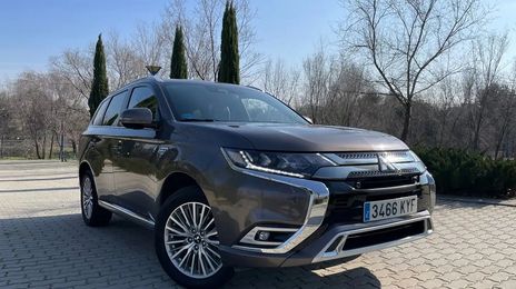 Mitsubishi Outlander • 2019 • 145,000 km