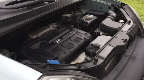 Hyundai Tucson • 2008 • 122,000 km