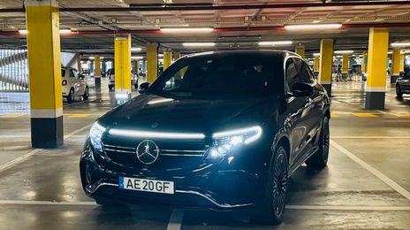 Mercedes-Benz E • 2020 • 80,000 km