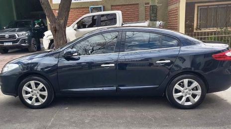 Renault Fluence • 2014 • 120,000 km