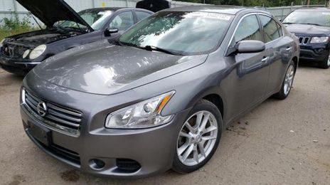 Nissan Maxima • 2014 • 10,000 mi