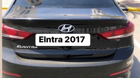 Hyundai Elantra • 2017 • 85,200 km