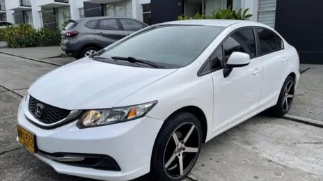 Honda Civic • 2013 • 113,000 km