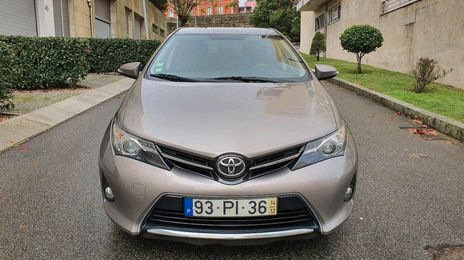 Toyota Auris • 2014 • 150,000 km