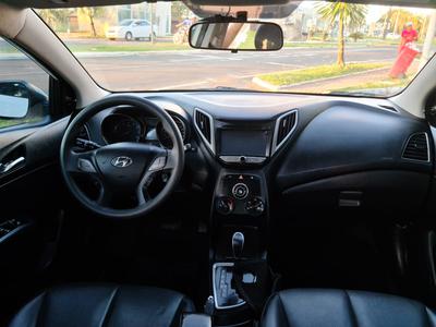 Hyundai H1 • 2015 • 110,000 km